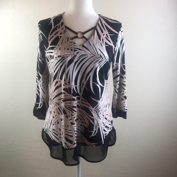 JM Collection Printed Jacquard Top, Size Small - Picture 2 of 16